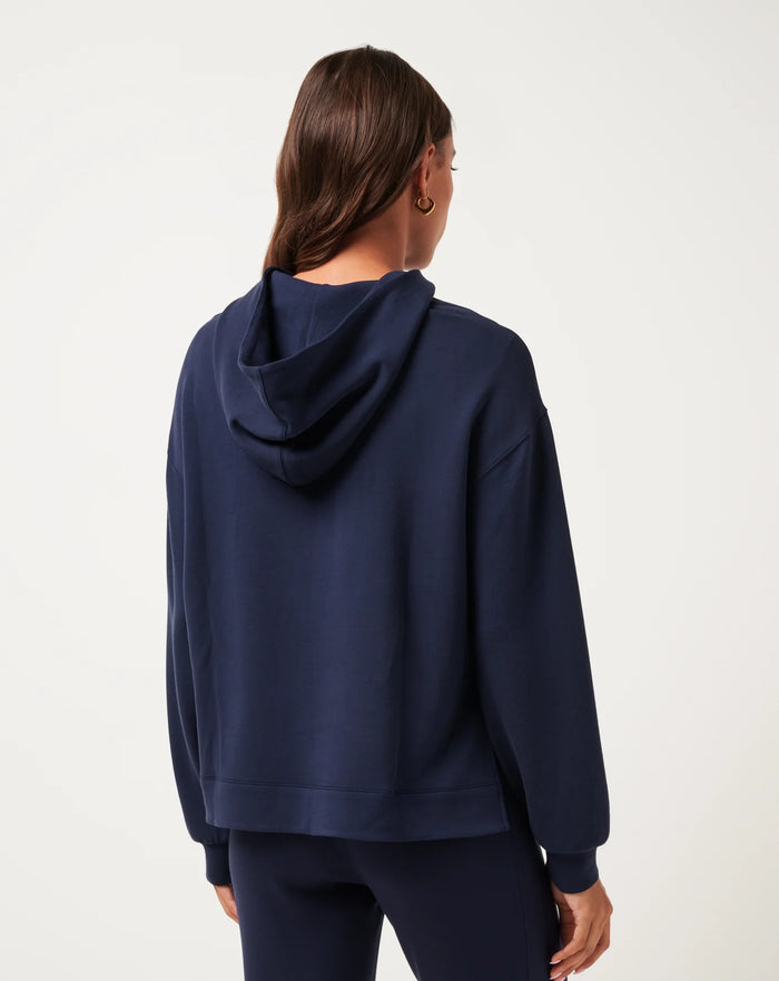 TravisMathew SkyLoft Soft Hoodie in Navy Blazer