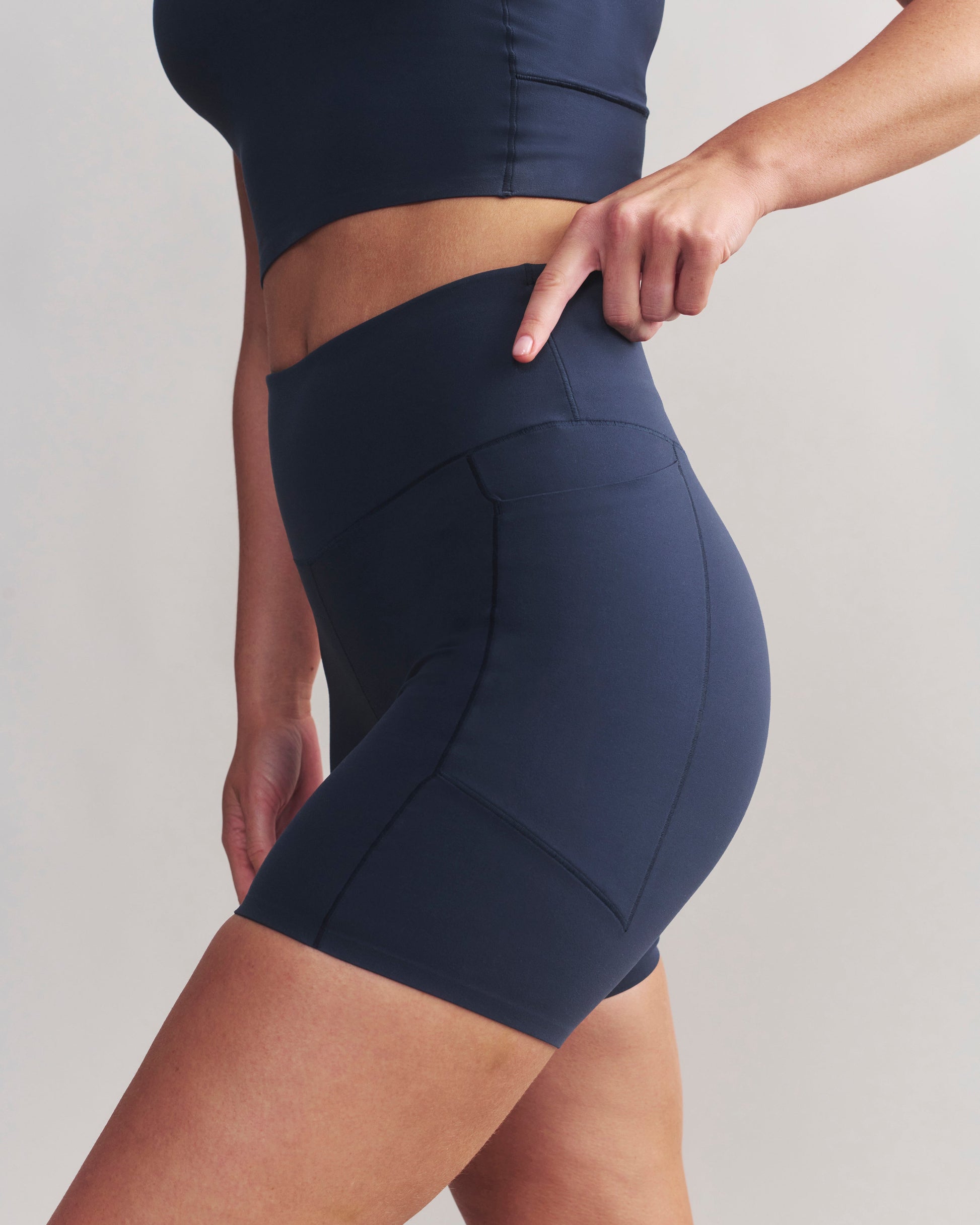 Rhone Revive 6" Short in Navy Blue