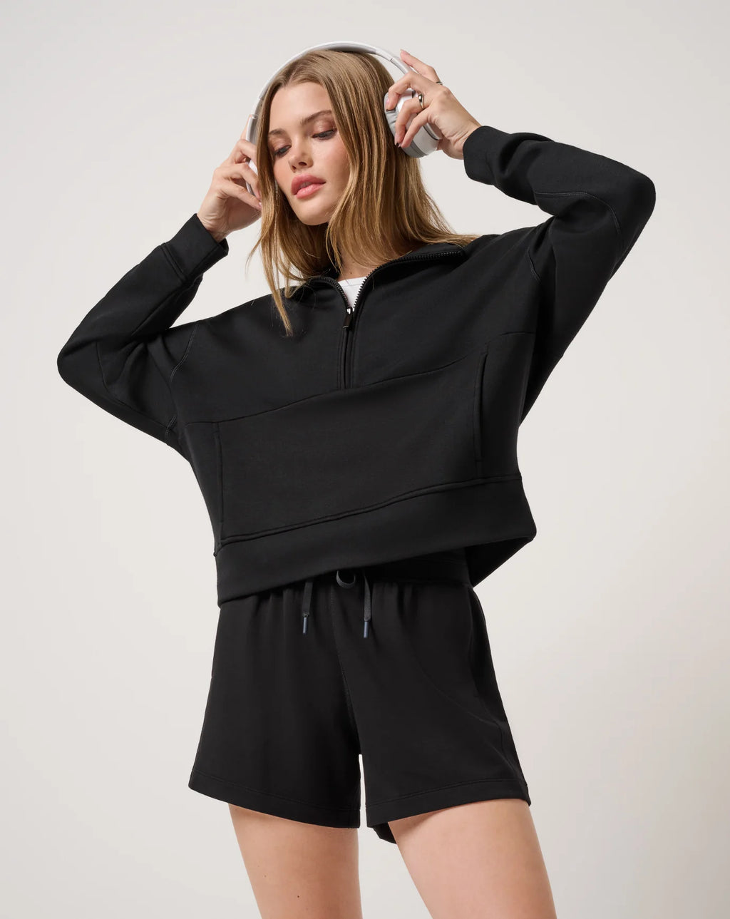 TravisMathew SkyLoft Soft 1/2 Zip Pullover in Turkish Coffee