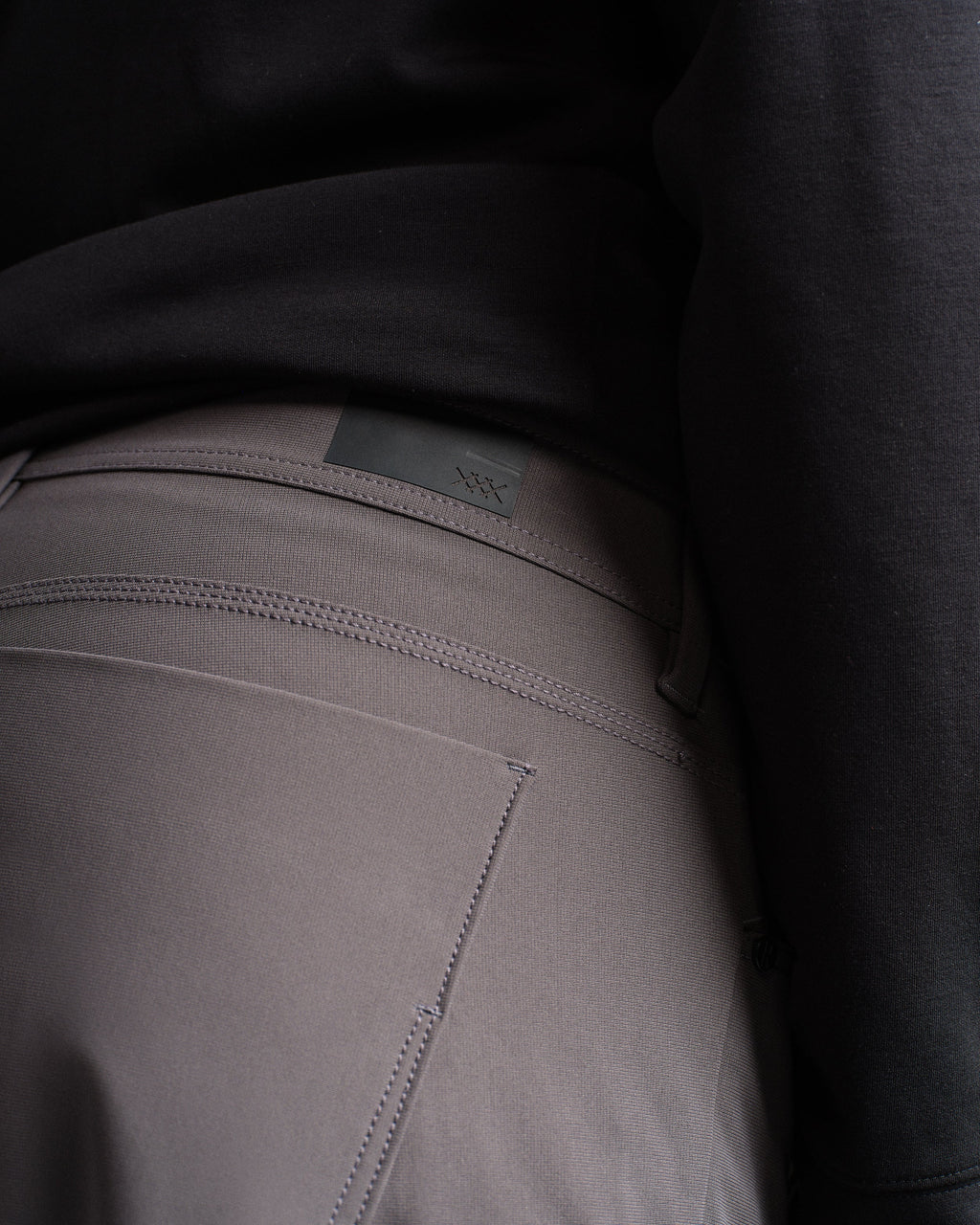Rhone Commuter Pro Five Pocket in Dark Gray