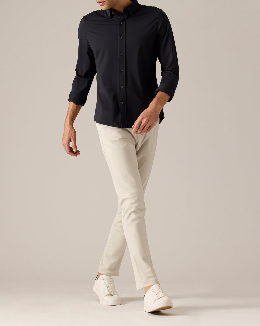 Rhone Commuter Shirt - Slim Fit in Black