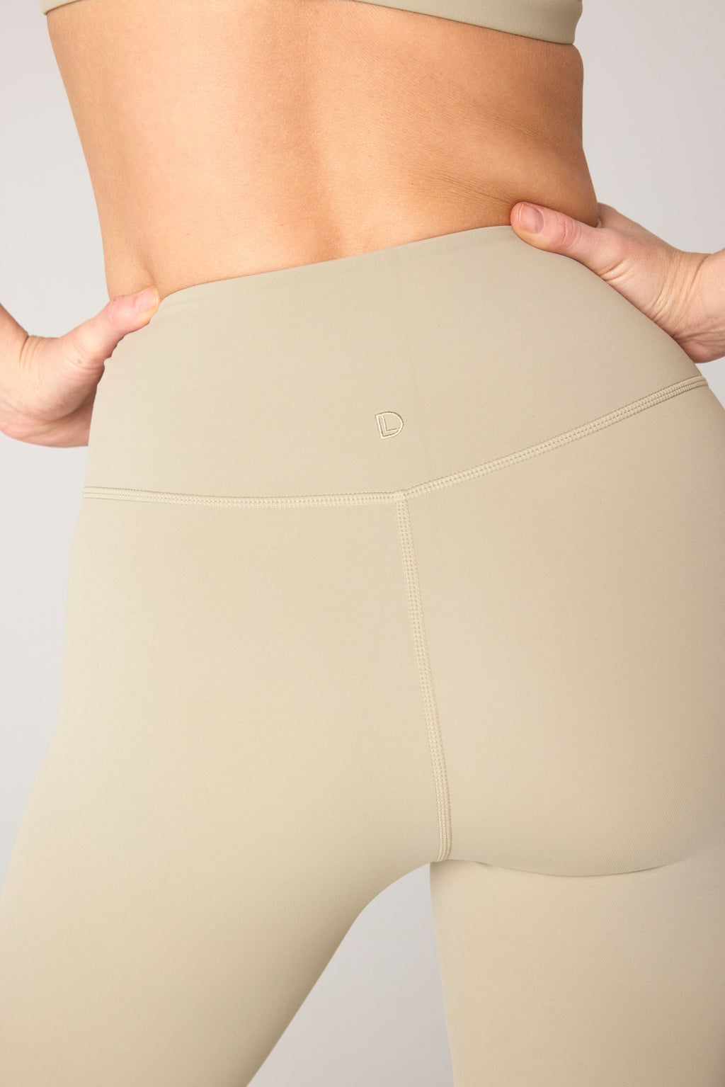Daughter Lessons Core Leggings in Sage