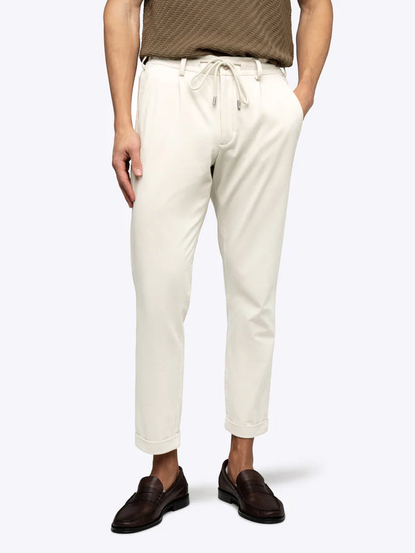 Cuts SoHo Trouser in Oat