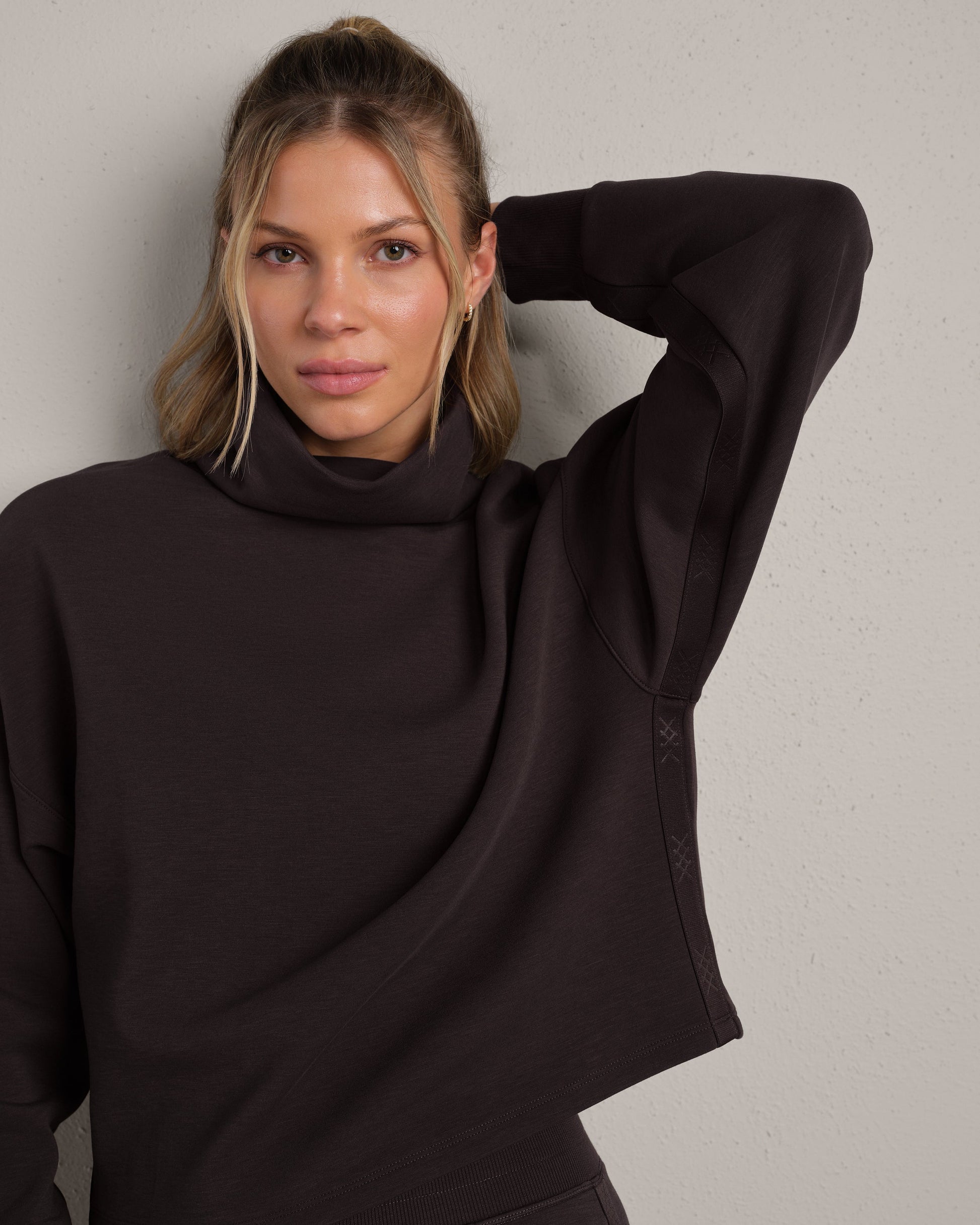 Rhone DreamGlow Mock Neck in Dark Espresso