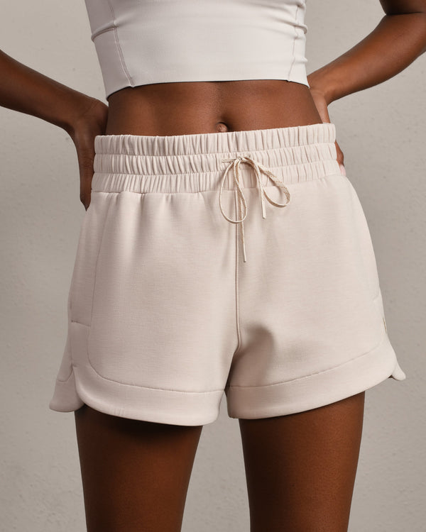 Rhone DreamGlow Short - 3" in Sand