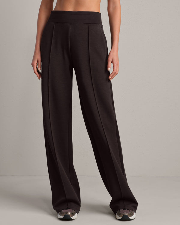 Rhone DreamGlow Trouser in Dark Espresso