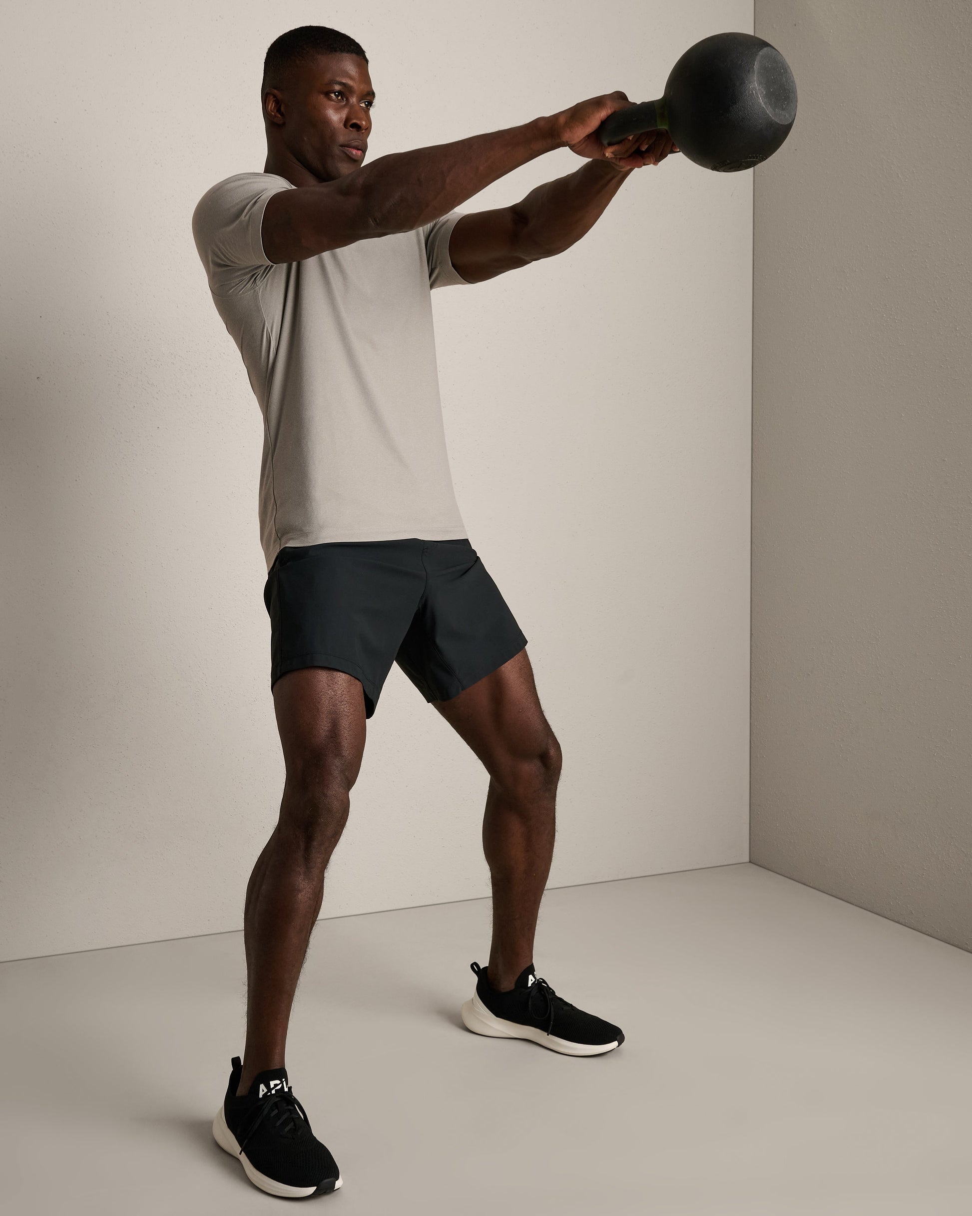 Rhone Reign Short Sleeve in Griffin/White Heather