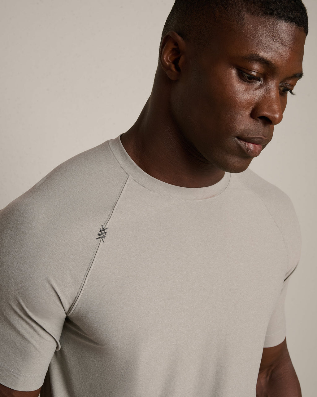Rhone Reign Short Sleeve in Griffin/White Heather