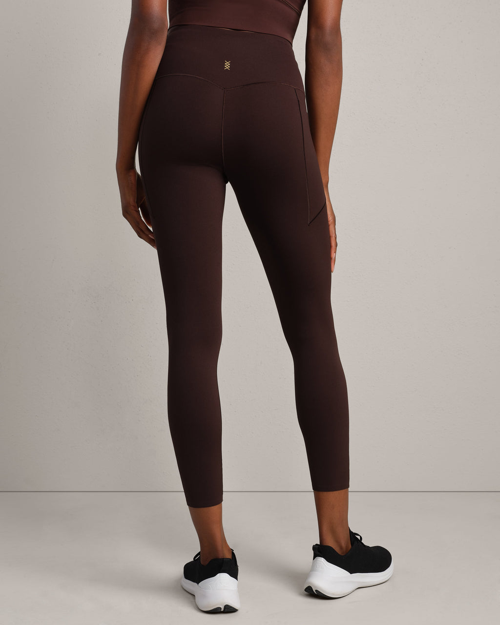 Rhone Revive 7/8 Pocket Legging in Dark Espresso