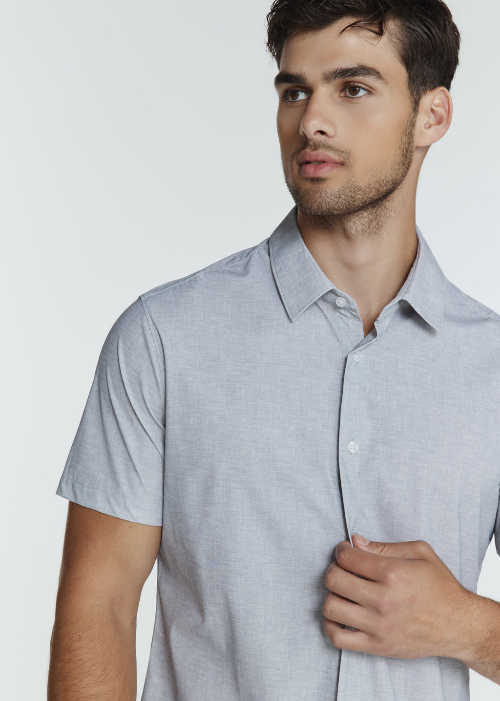 7 Diamonds Sayer Short Sleeve Shirt in Light Grey, collar and placket detail