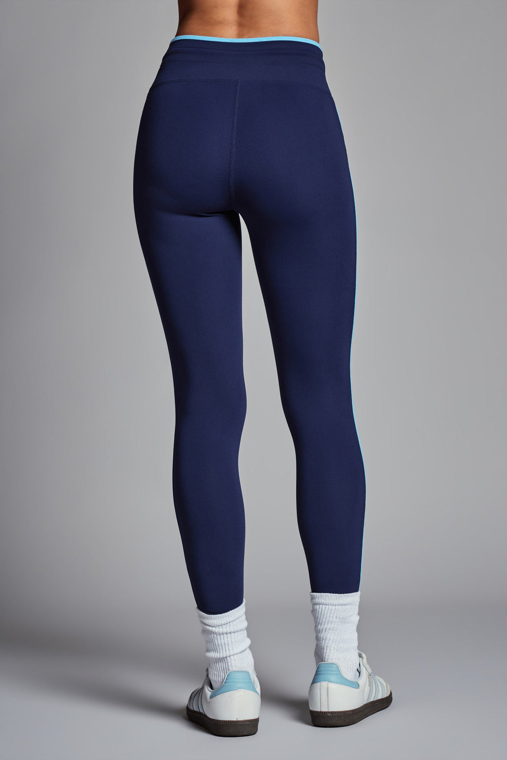 Year of Ours Sport Sprint Legging in Midnight / Sport Blue