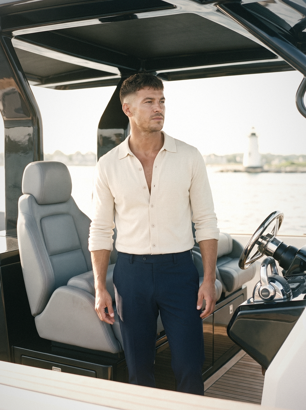hamptons-men-cuts-soho-trouser-navy-yacht-james-v1