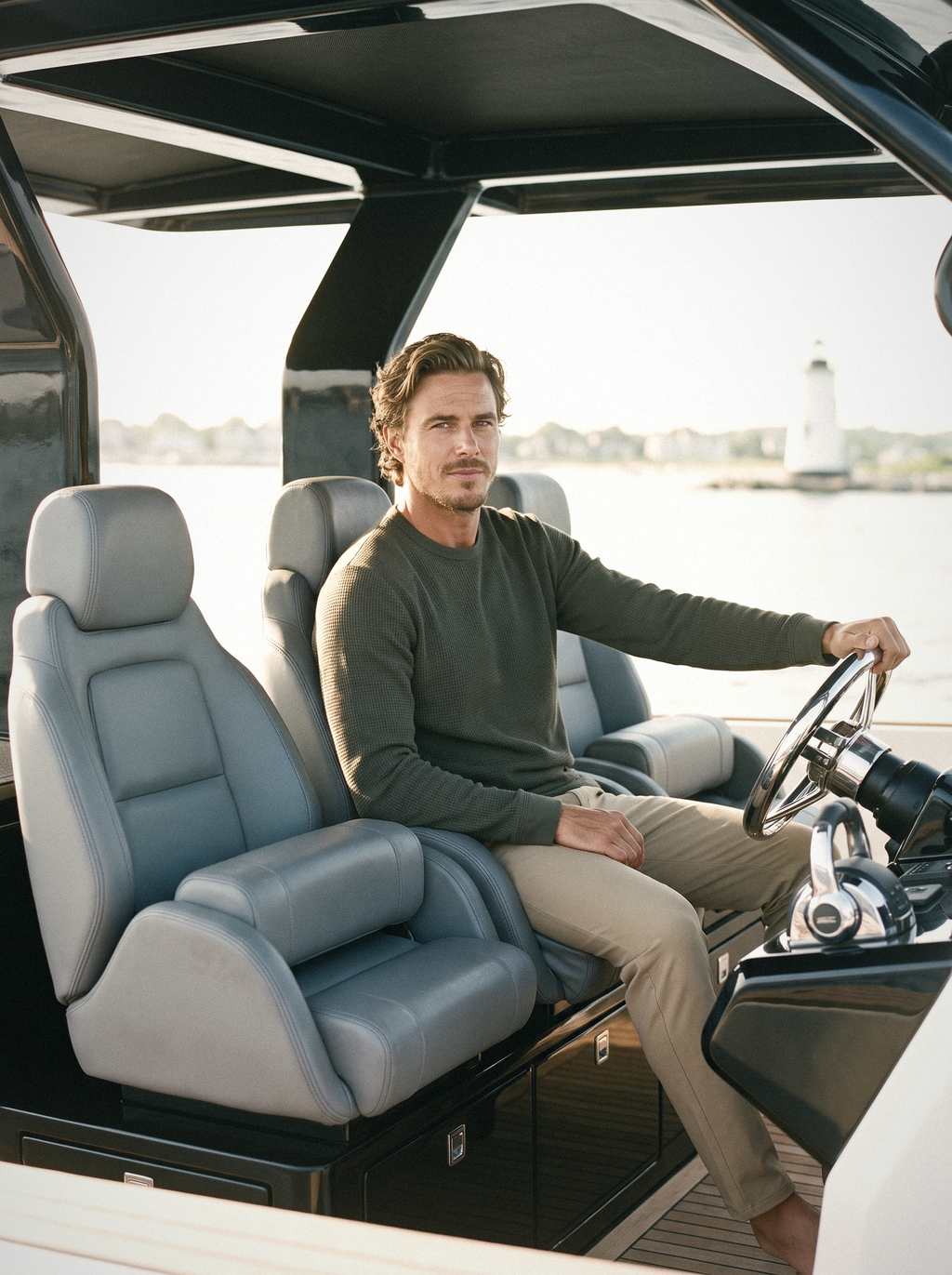 hamptons-men-travismathew-cloud-waffle-crew-dark-olive-yacht-helm-eli-v1