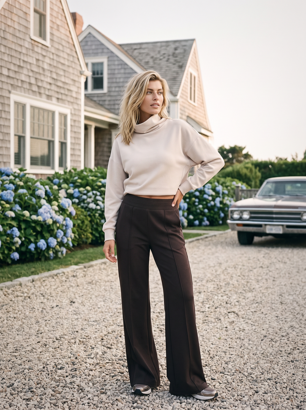 DreamGlow Trouser - Dark Espresso — The Hamptons