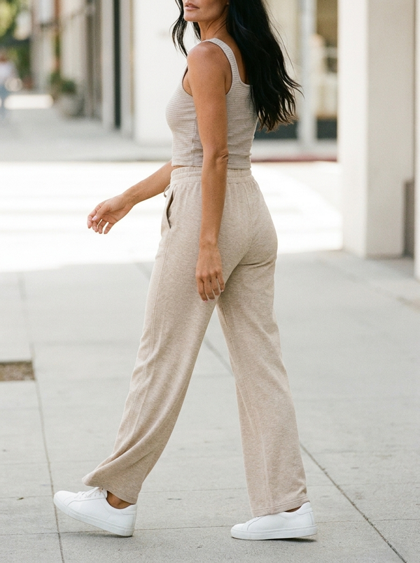 Cloud Terry Set on-model (Ava, LA)