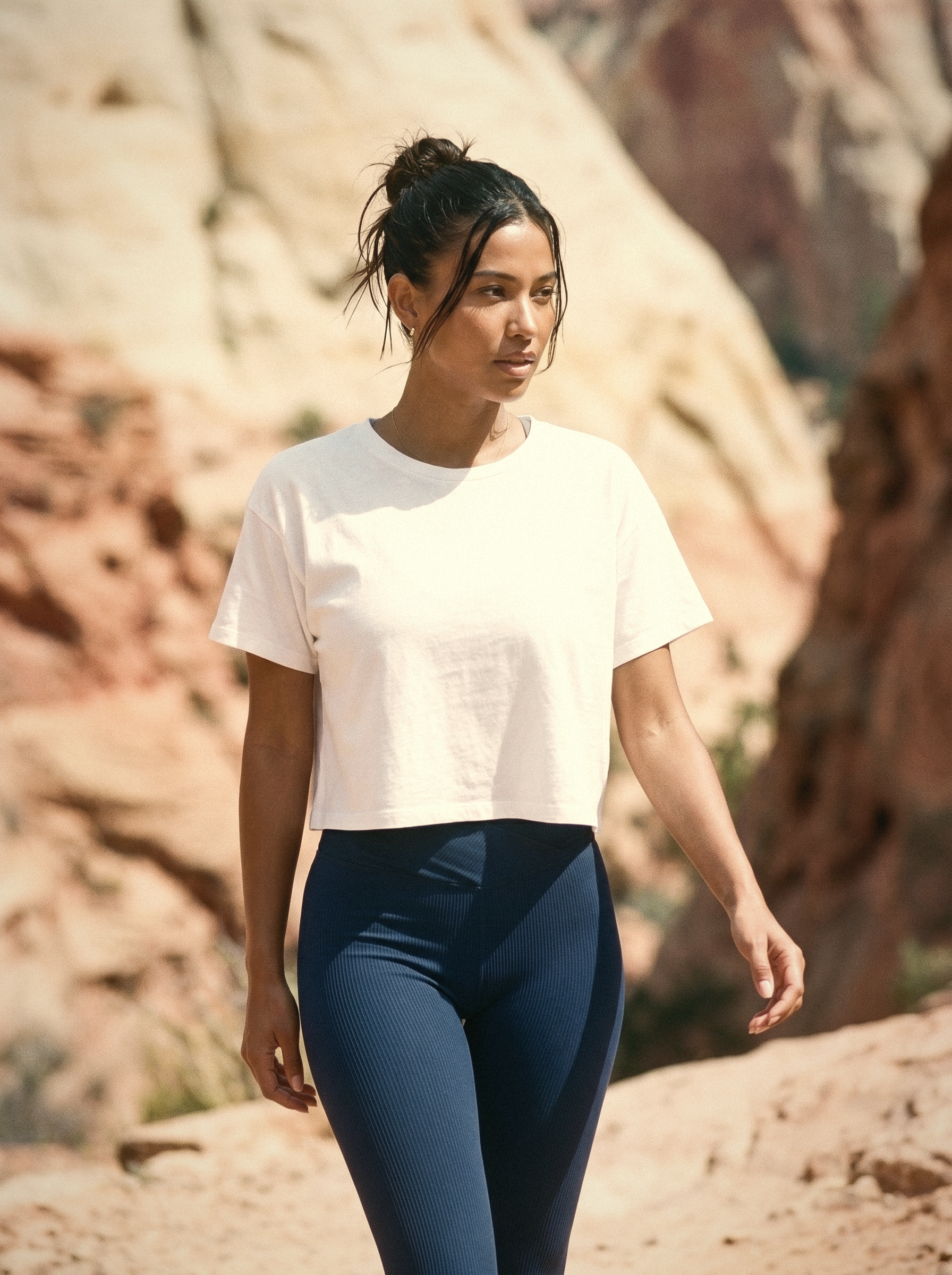 utah-women-yoo-cropped-tee-white-veronica-legging-navy-trail-sienna-v2